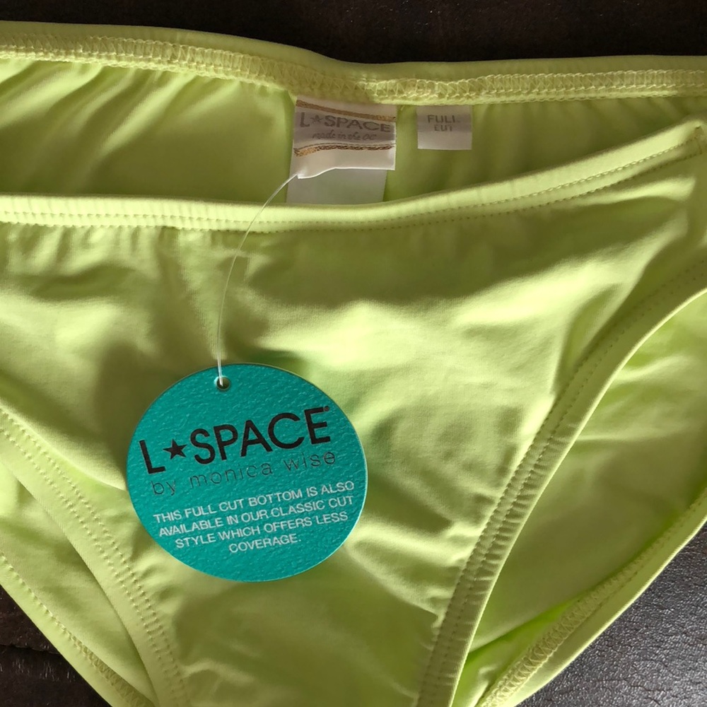 NWT💠L Space Hipster Ruched Sides Bottom - Picture 3 of 4